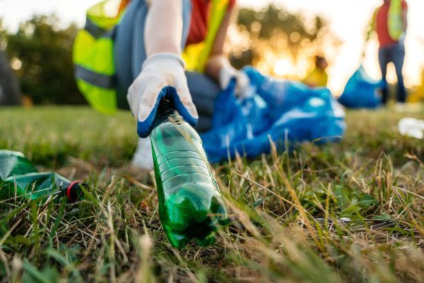 Best Yard Waste Removal  in Des Moines, WA