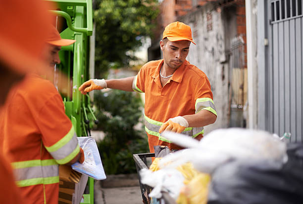 Best Professional Junk Removal  in Des Moines, WA
